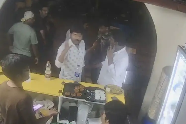 Telangana: Cool water bottle row turns violent, young man brutally attacked in Hyderabad