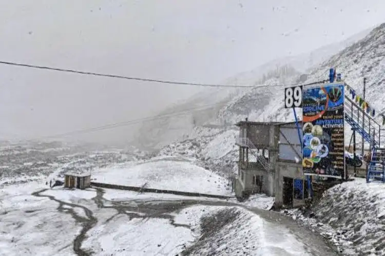 Wet spell, snowfall, hailstorm likely across Himachal till April 6; orange alert issued