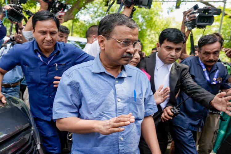 Excise Case: Kejriwal Appears in Court with Request to Recuse Justice Sharma from Hearing