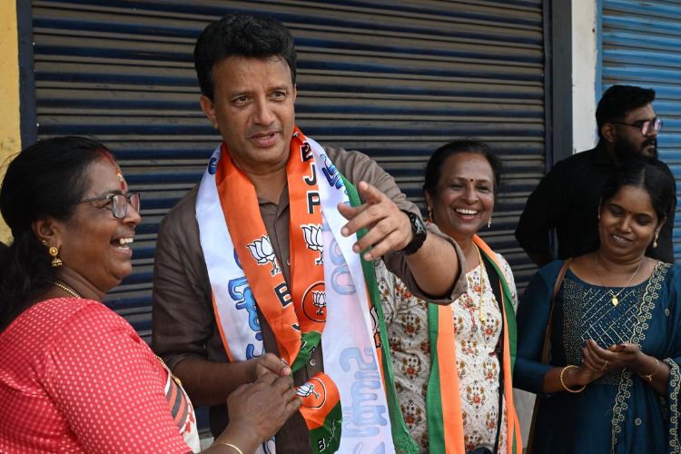 Kerala Assembly election campaign ends this evening