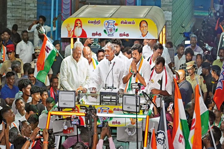 Puducherry: Campaigning for the Assembly elections will end this evening.