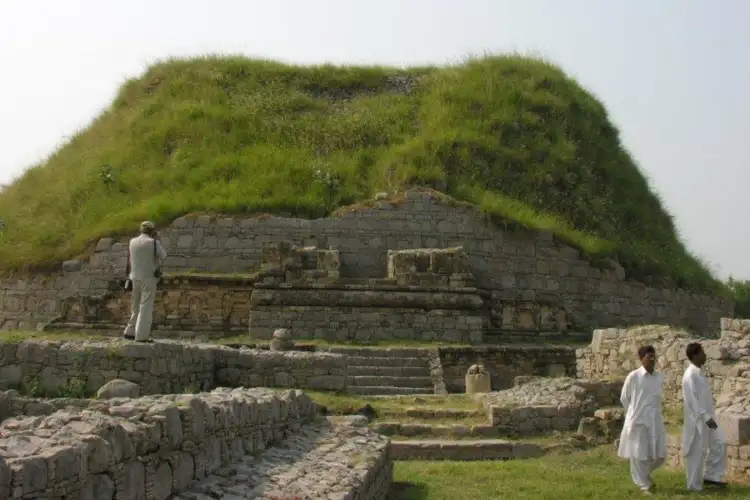 Pakistan's heritage under siege as Faisalabad's temples, historic landmarks vanish