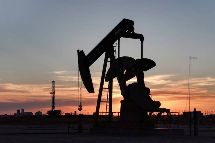 Crude oil futures fall 18% on US-Iran ceasefire