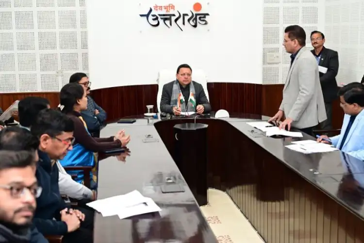 CM Dhami reviews progress of constituency announcements, transfers DBT aid to registered workers in Uttarakhand