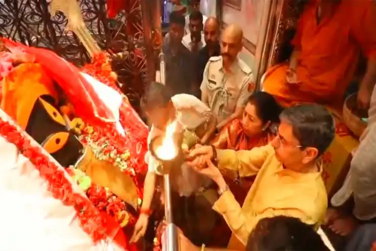 West Bengal Governor RN Ravi offers prayers at Kalighat Kali Temple on Poila Boishakh