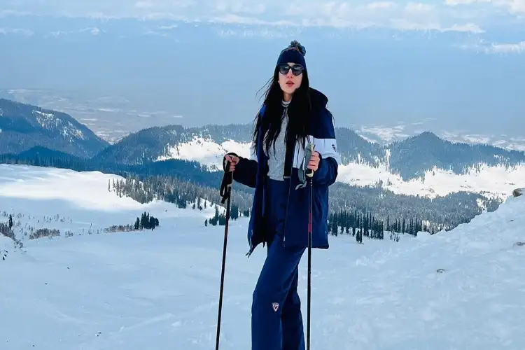 Sara Ali Khan undertook an exhilarating trek amidst the snowy landscapes of Panwali Kantha, savoring the local mountain flavors and the beauty of nature.