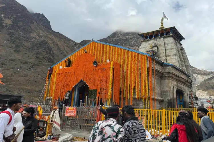 Mobile phones banned inside Kedarnath Temple premises to maintain sanctity