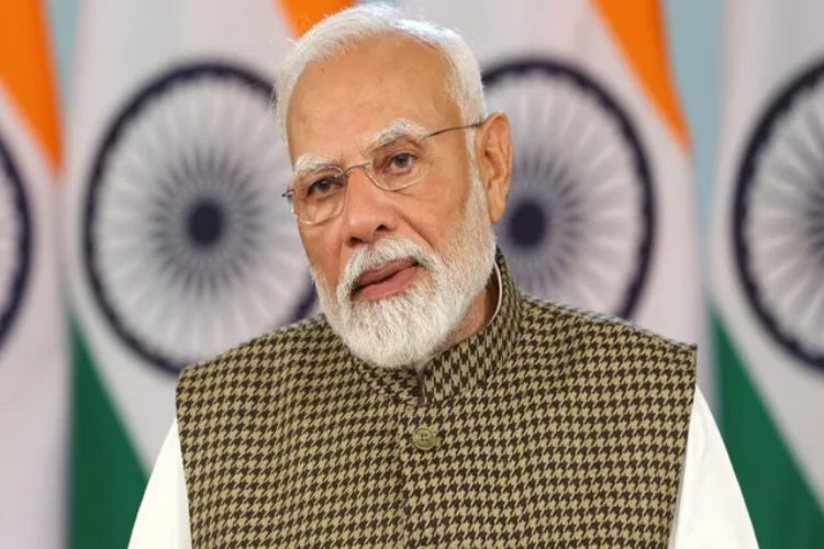 Let 'Nagrik Devo Bhava' be the motto of every decision: PM's letter to over one crore public servants