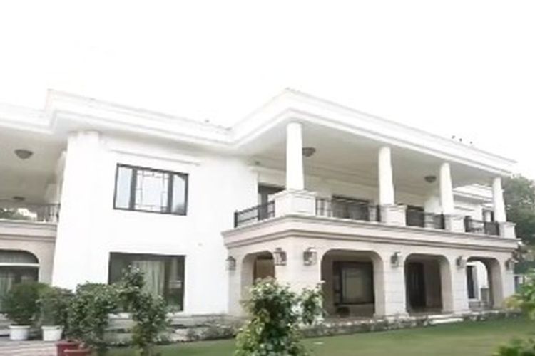 BJP lied about Kejriwal's bungalow, shared fake photos: Aam Aadmi Party