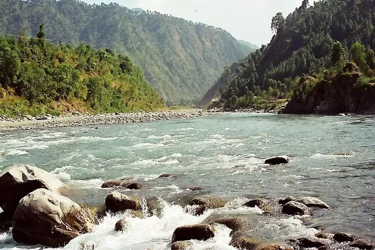 Ravi River flood project in Pakistan stalled
