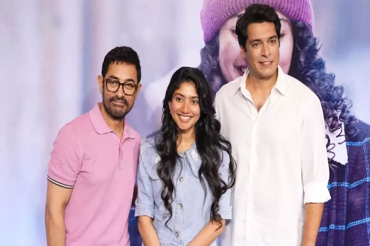 Junaid has also done a good job: Aamir Khan