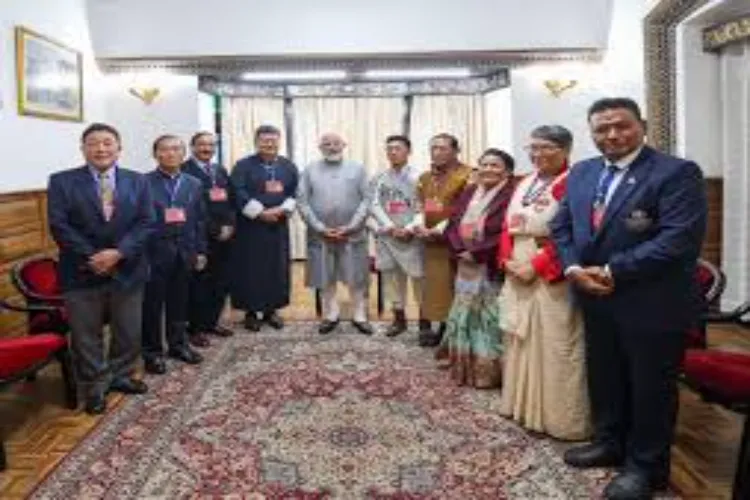 PM Modi Meets Padma Awardees in Sikkim