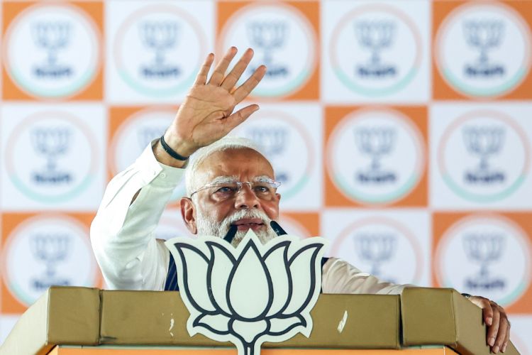 Voting is taking place in a fear-free environment in West Bengal this time: PM Modi