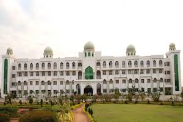 Urdu University Makes a Strong Impression at the Hyderabad Expo