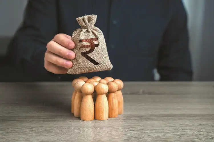 First-time borrowers climb to 4.4 crore despite tighter lending norms: Report