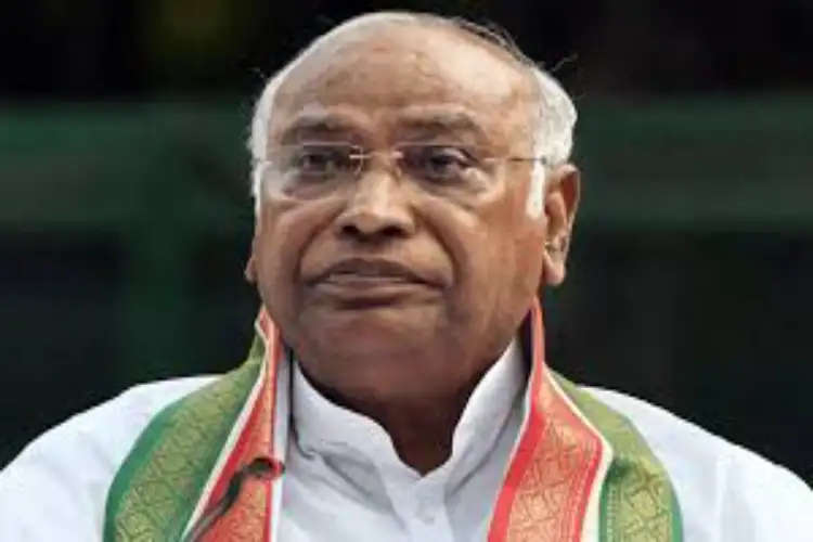 Means full stop to issue: State Minister Parameshwara on Mallikarjun Kharge's 'no change' in Karnataka government remarks