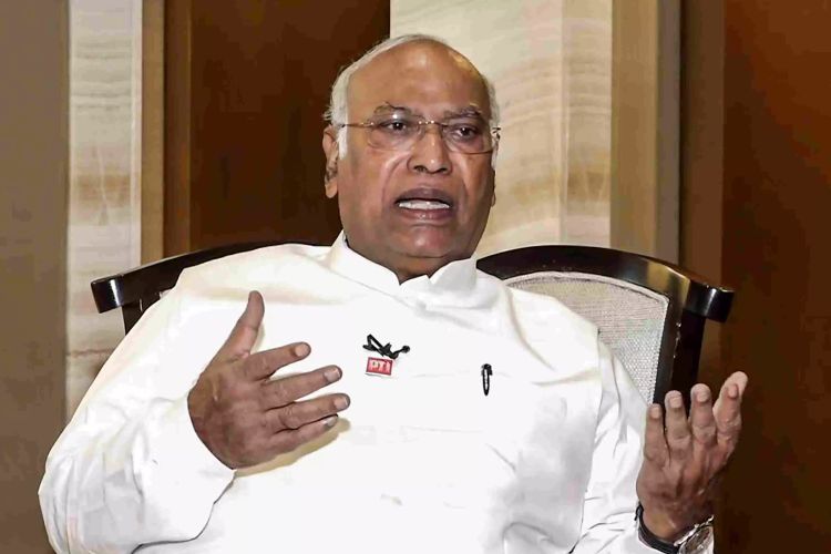 Kharge has put an end to leadership speculation in Karnataka: Minister Parameshwara