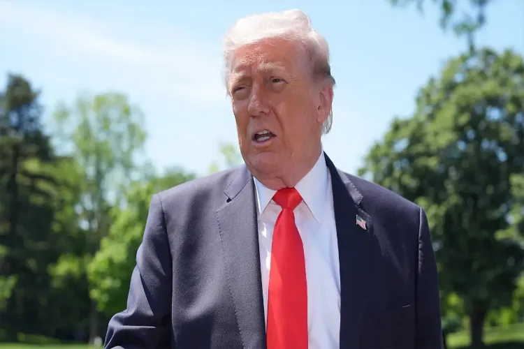 Trump's Statement: Deal with Iran or Tough Action