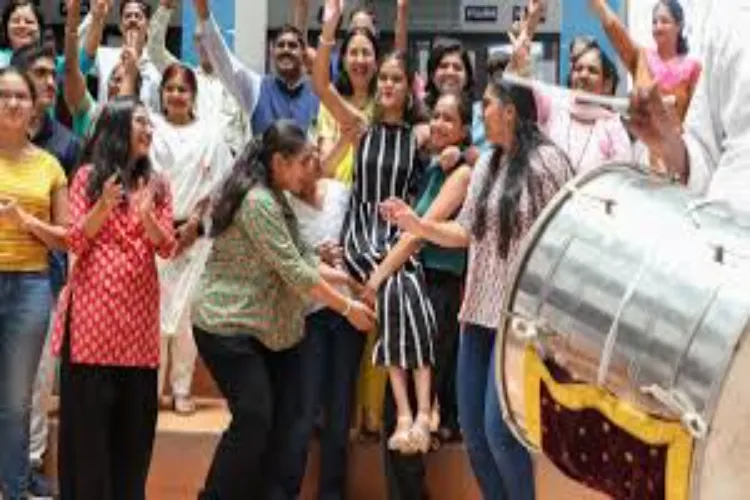 Maharashtra 12th Results: Girls Deliver a Stellar Performance