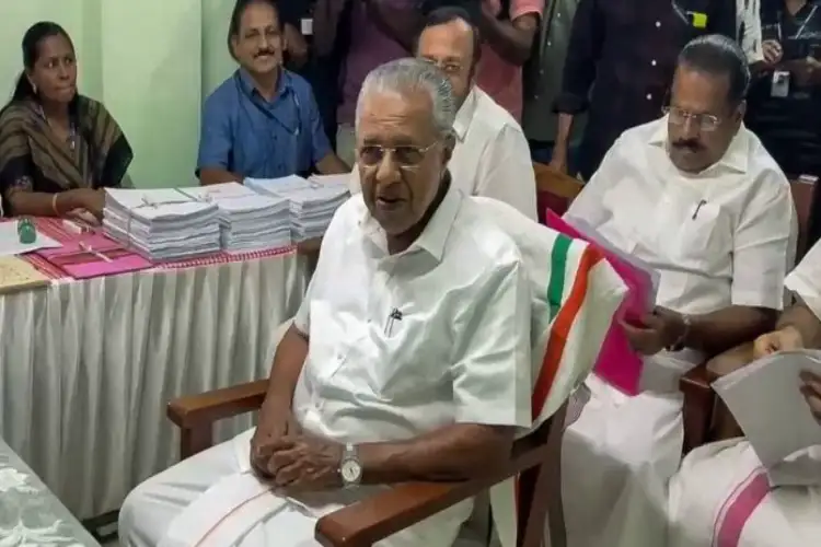 Keralam outgoing Chief Minister Pinarayi Vijayan arrives at Thiruvananthapuram from Kannur