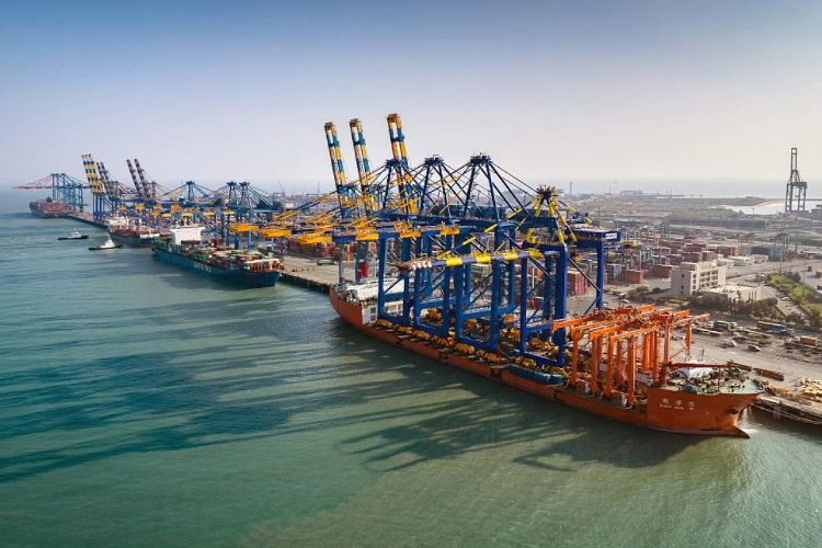 2% stake in APSEZ sold for Rs 7,486 crore