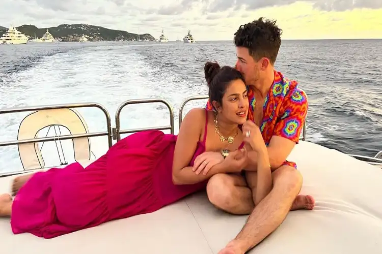 Nick Jonas gives romantic 'Princess Diaries' nod to Priyanka Chopra, fans call her 