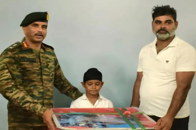 A child set an example by serving soldiers during Operation Sindoor.