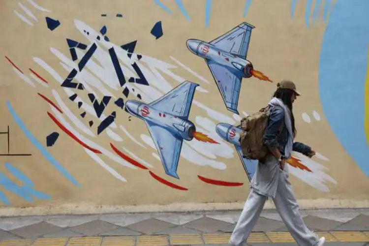 UAE's Ministry of Defence says air defence systems 