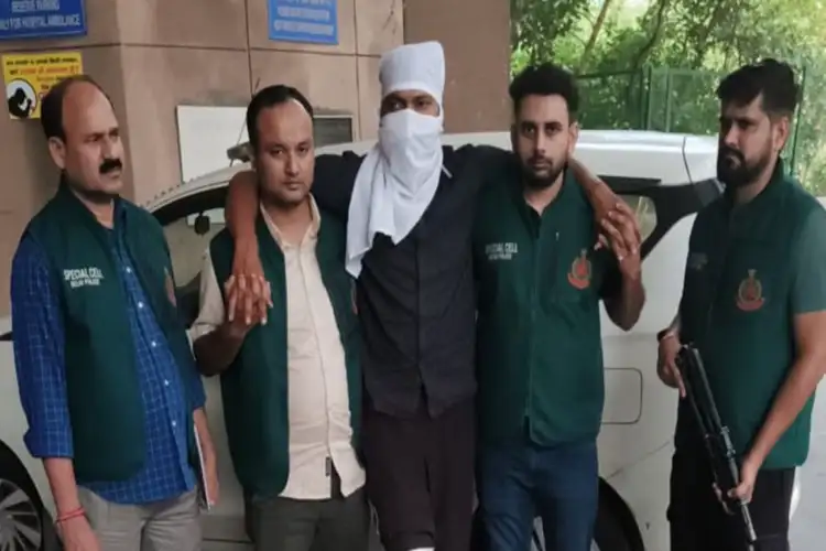 Delhi: Gogi Gang member arrested with loaded pistol in East District