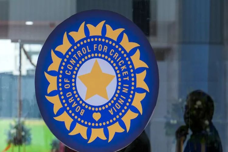 BCCI cracks down on honey traps, says no to unauthorized entry 