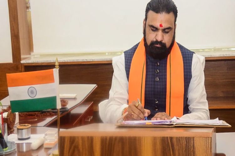 Samrat Chaudhary congratulated Shubhendu and the Bengal cabinet.