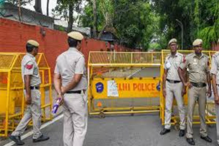 Delhi Police moves High Court challenging bail granted to girl rape accused