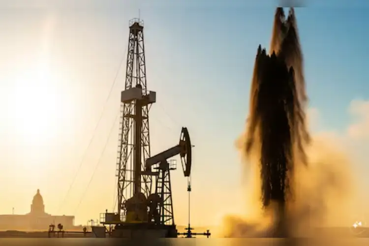Government cuts oil and gas royalty rates to spur upstream investments: CLSA