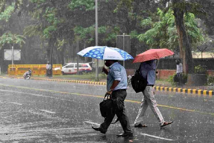Light rain likely in Delhi