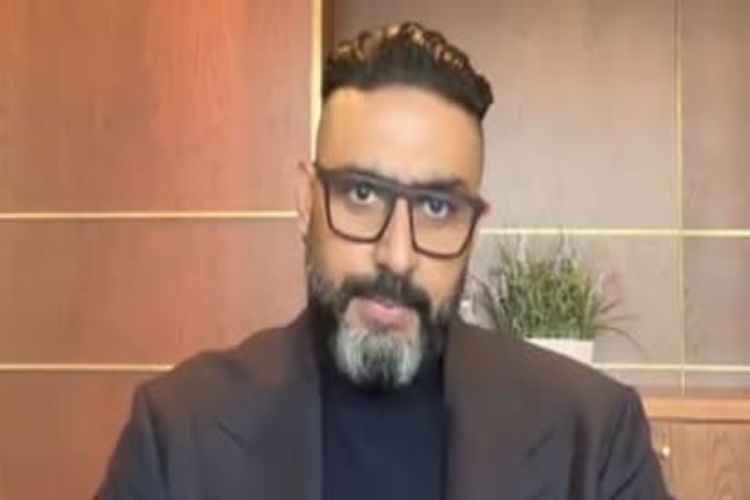 I would love to see Dhoni in ETPL : Abhishek Bachchan