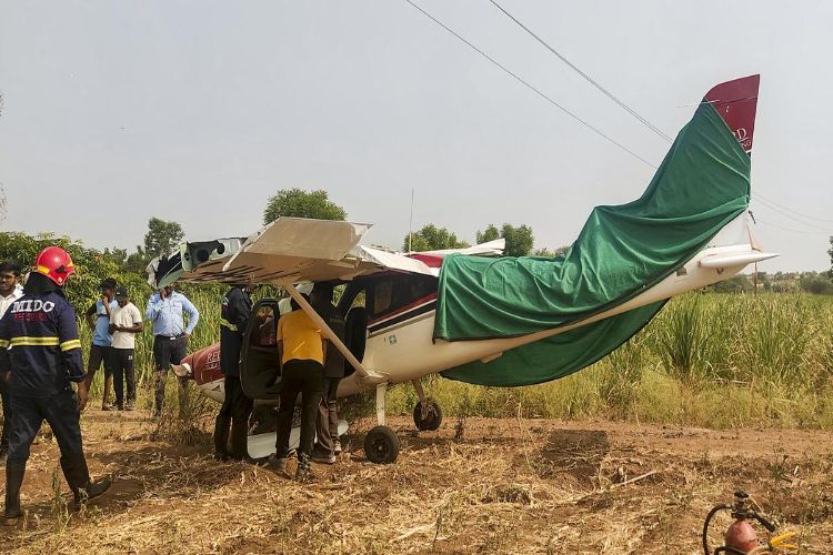 Private company's training aircraft crashes in Baramati, no casualties
