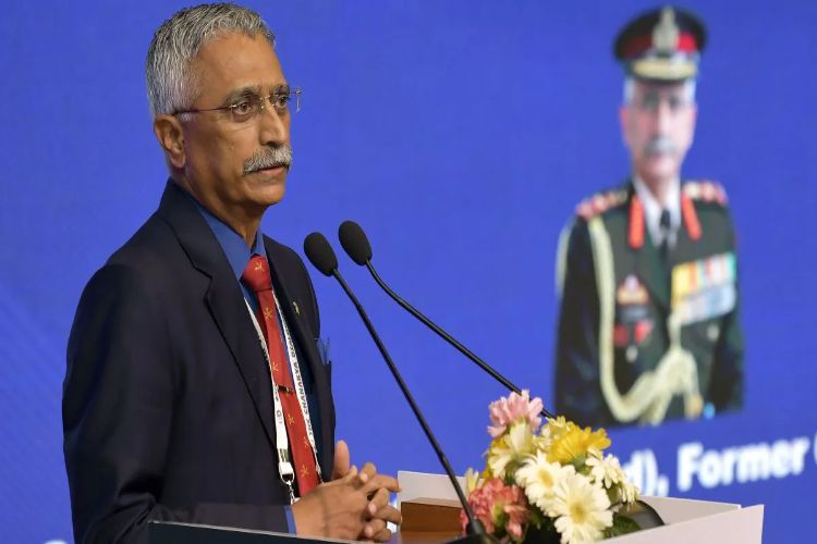 Naravane supports dialogue with Pakistan
