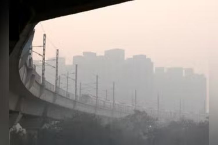 Air quality in Delhi remained in the 'moderate' category