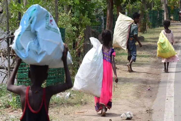 93 child labourers rescued from saree packing units in Surat, probe underway