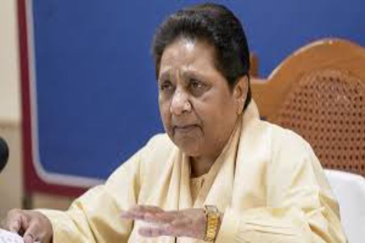 Mayawati attacks Brahmin remark