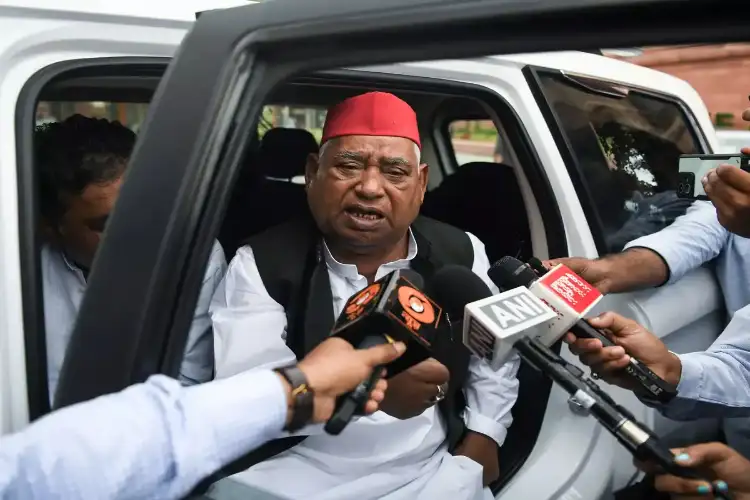 SP MP Awadhesh Prasad attacks Centre over fuel price hike, alleges economic collapse