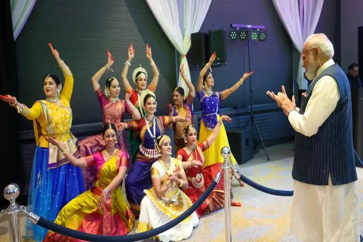 From Kathak to Garba, Indian diaspora in Netherlands showcases cultural extravaganza during PM Modi's visit
