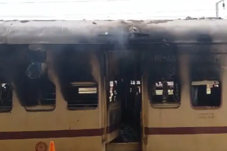 Bihar: Fire breaks out in passenger train at Sasaram Railway Station, no injuries reported