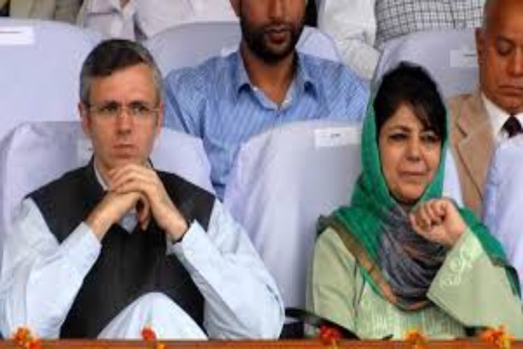Omar-Mehbooba condole the death of Engineer Rashid's father