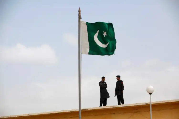 Paksitan falters to meet IMF conditions, provinces asked to raise PKR 400 billion in taxes
