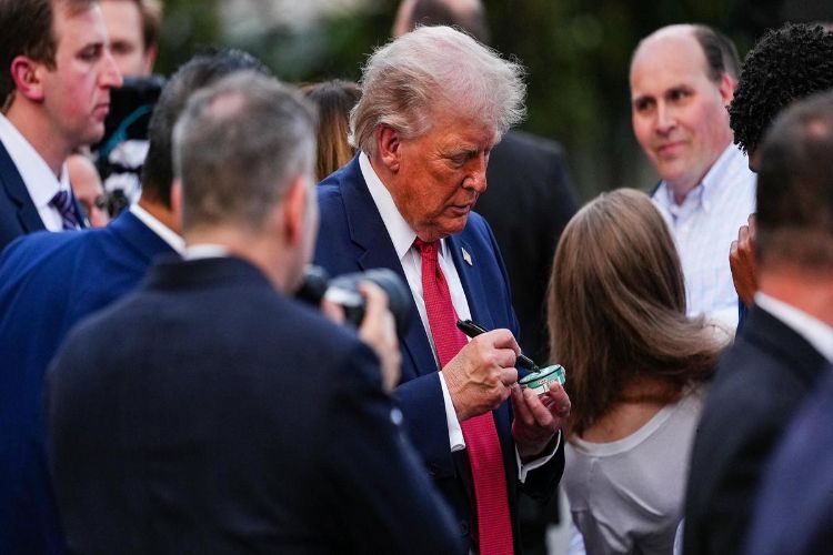 US President Trump to attend G-7 meeting in France in June