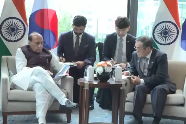 Rajnath Singh holds meeting with South Korea's Defence Acquisition Program Administration Minister