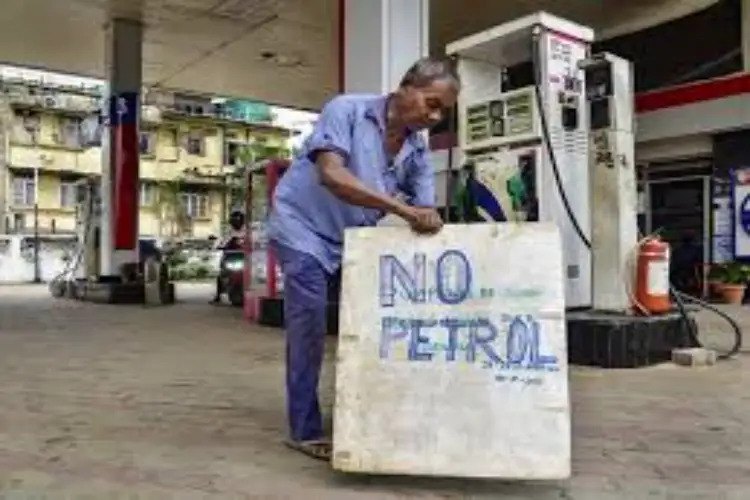Diesel demand shifts to PSU retail pumps, India has sufficient fuel supplies: Govt