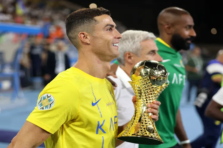 Ronaldo wins Saudi League title.