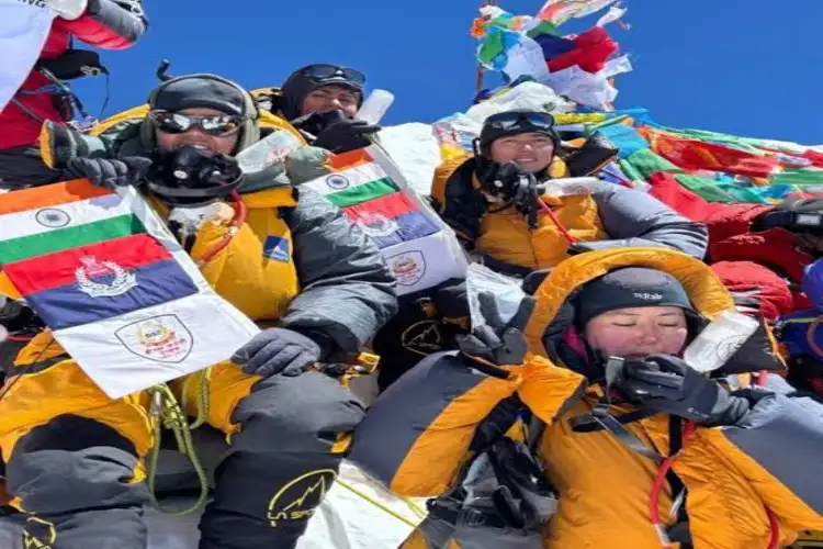 Amit Shah congratulates BSF women's team for climbing Mount Everest